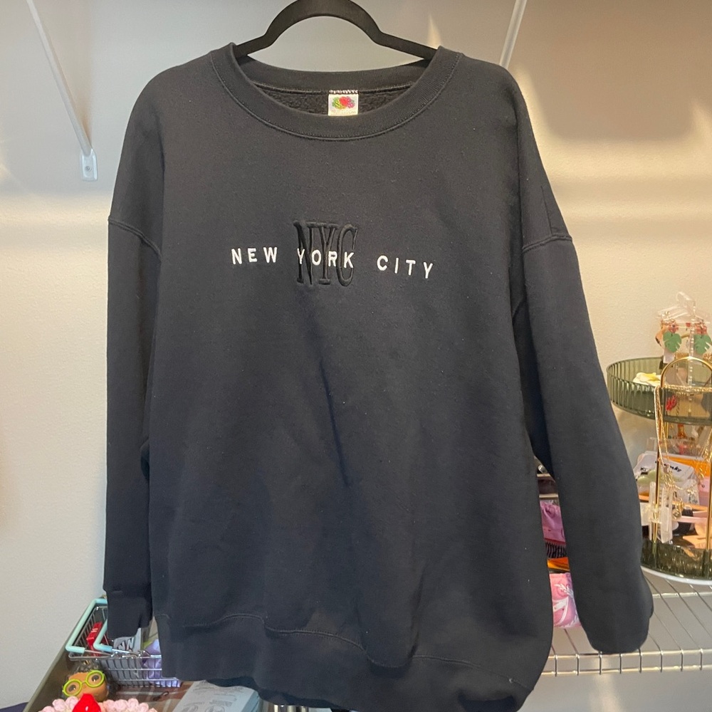 New York City Black Crewneck Sweatshirt (Size 2XL)